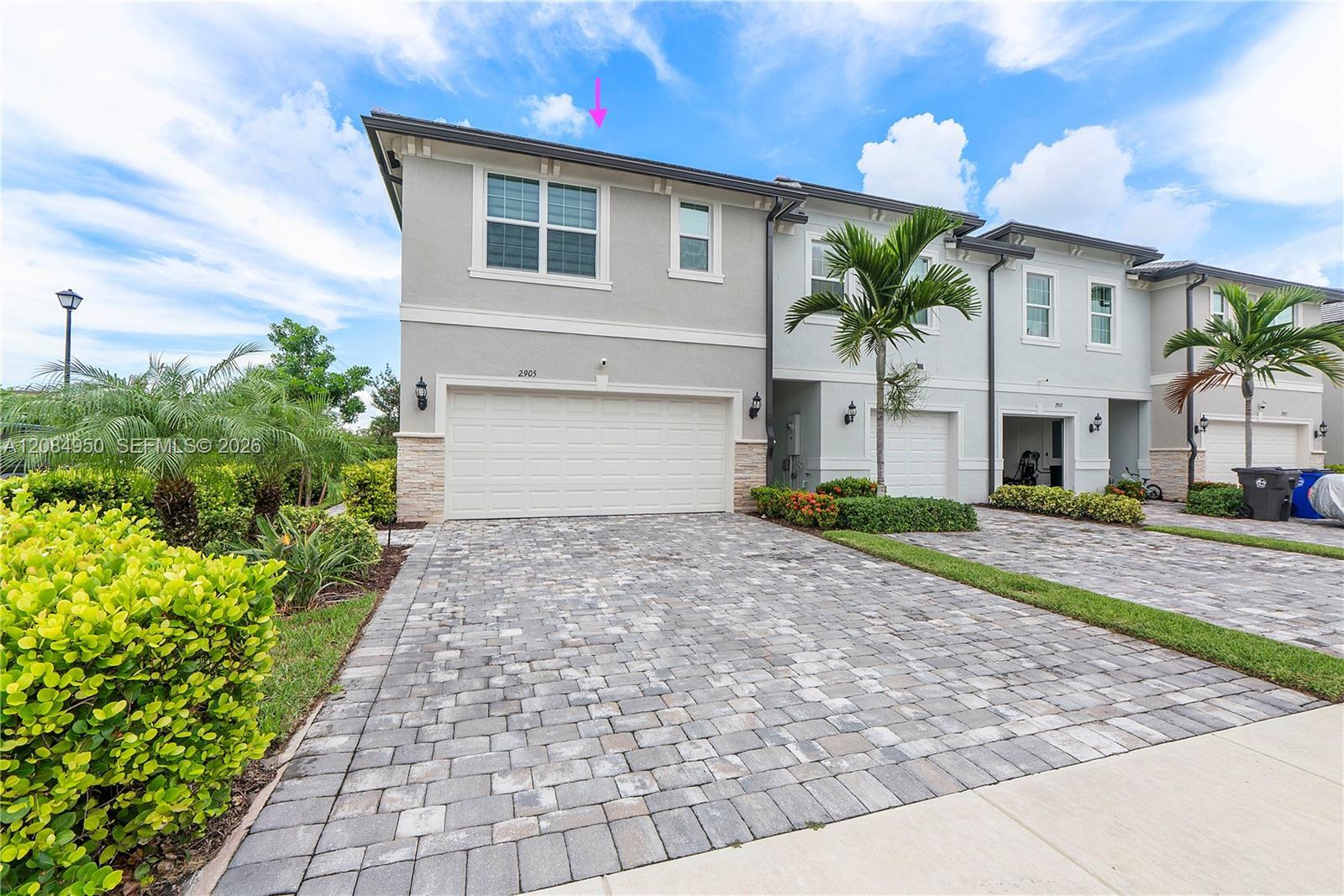 2905 Olivia Ave, Lauderdale Lakes FL 33311