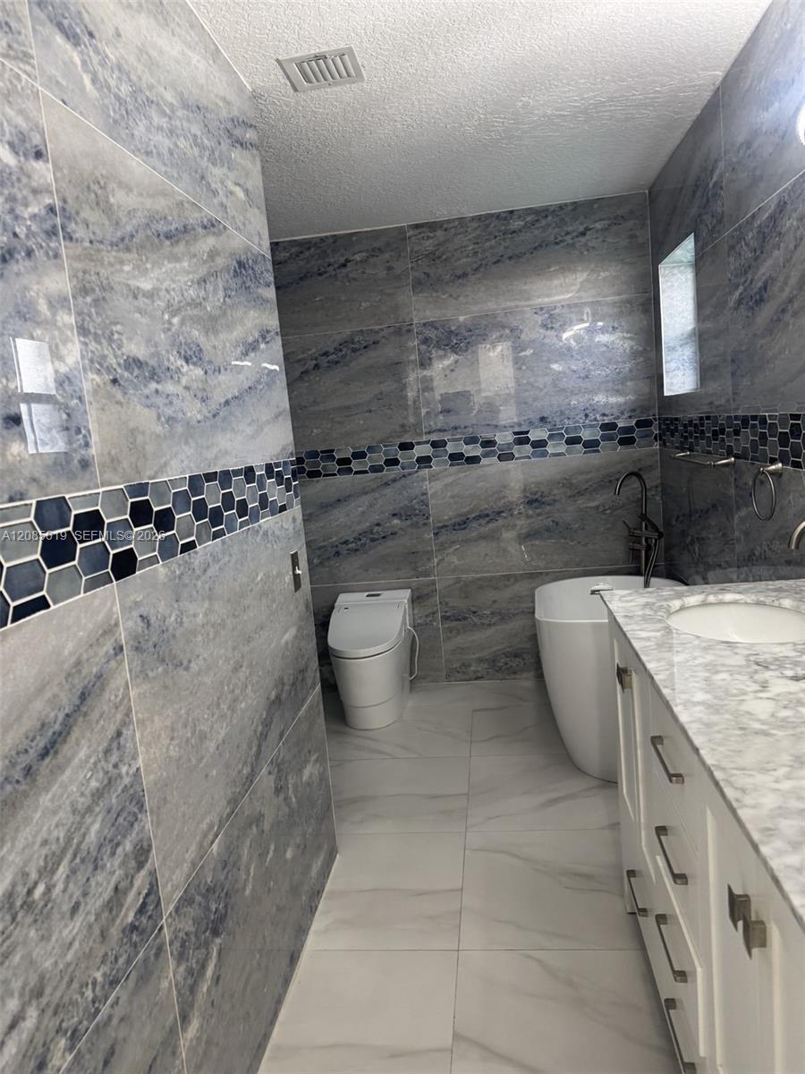 15336 SW 172nd Ter, Miami FL 33187