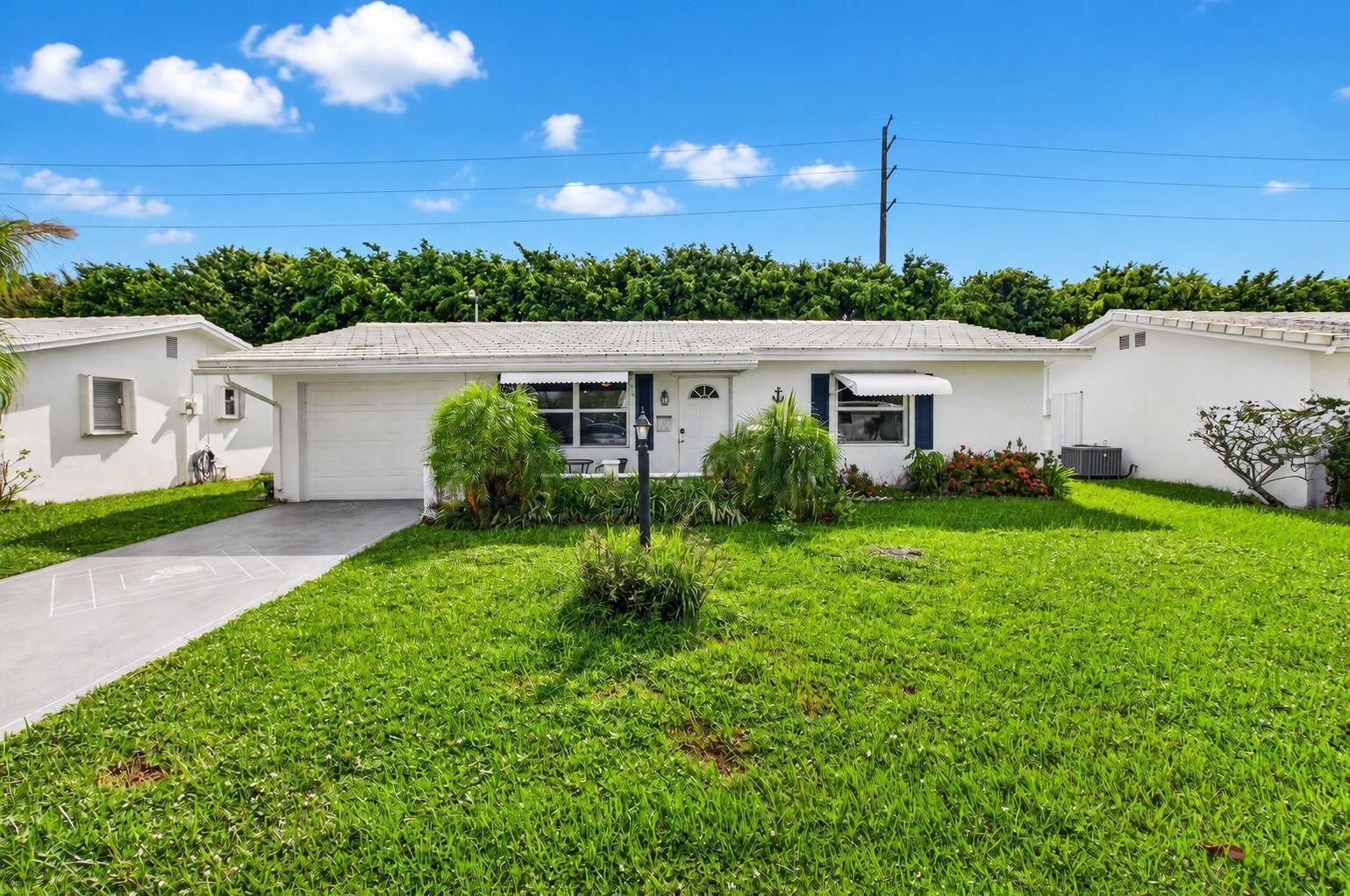 400 SW 8TH Place, Boynton Beach FL 33426
