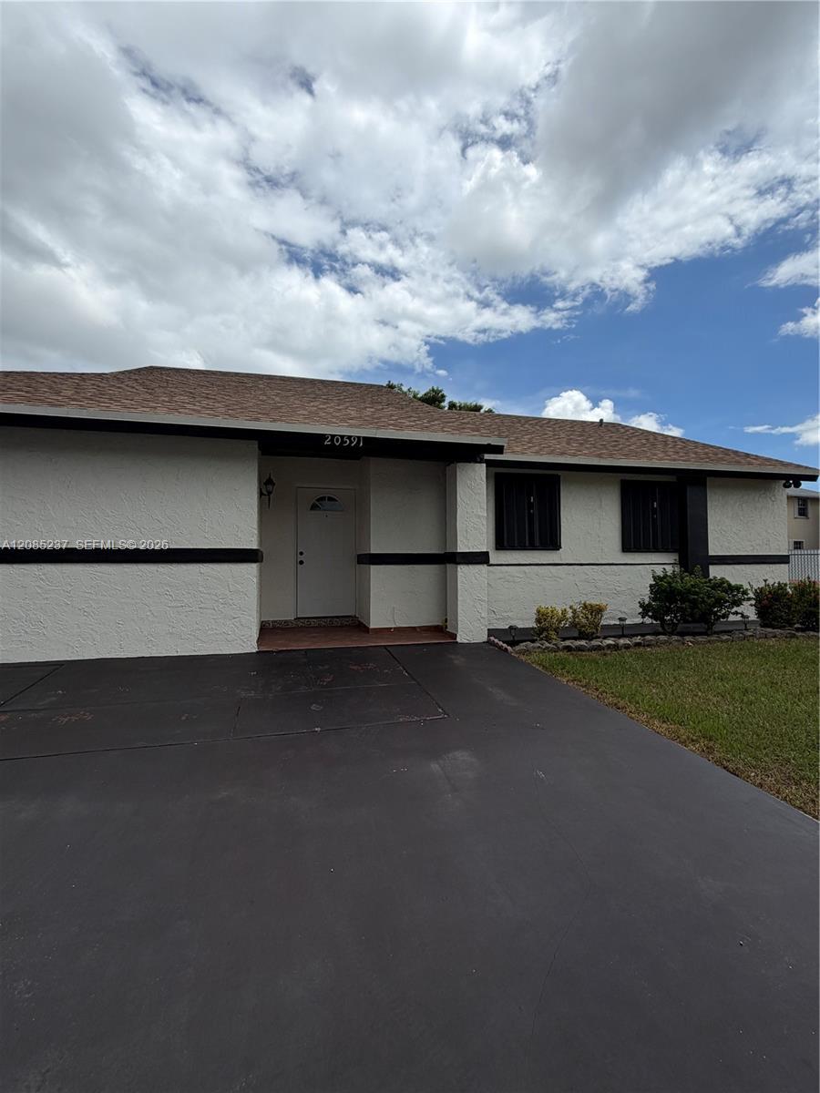 20591 SW 124th Ct, Miami FL 33177