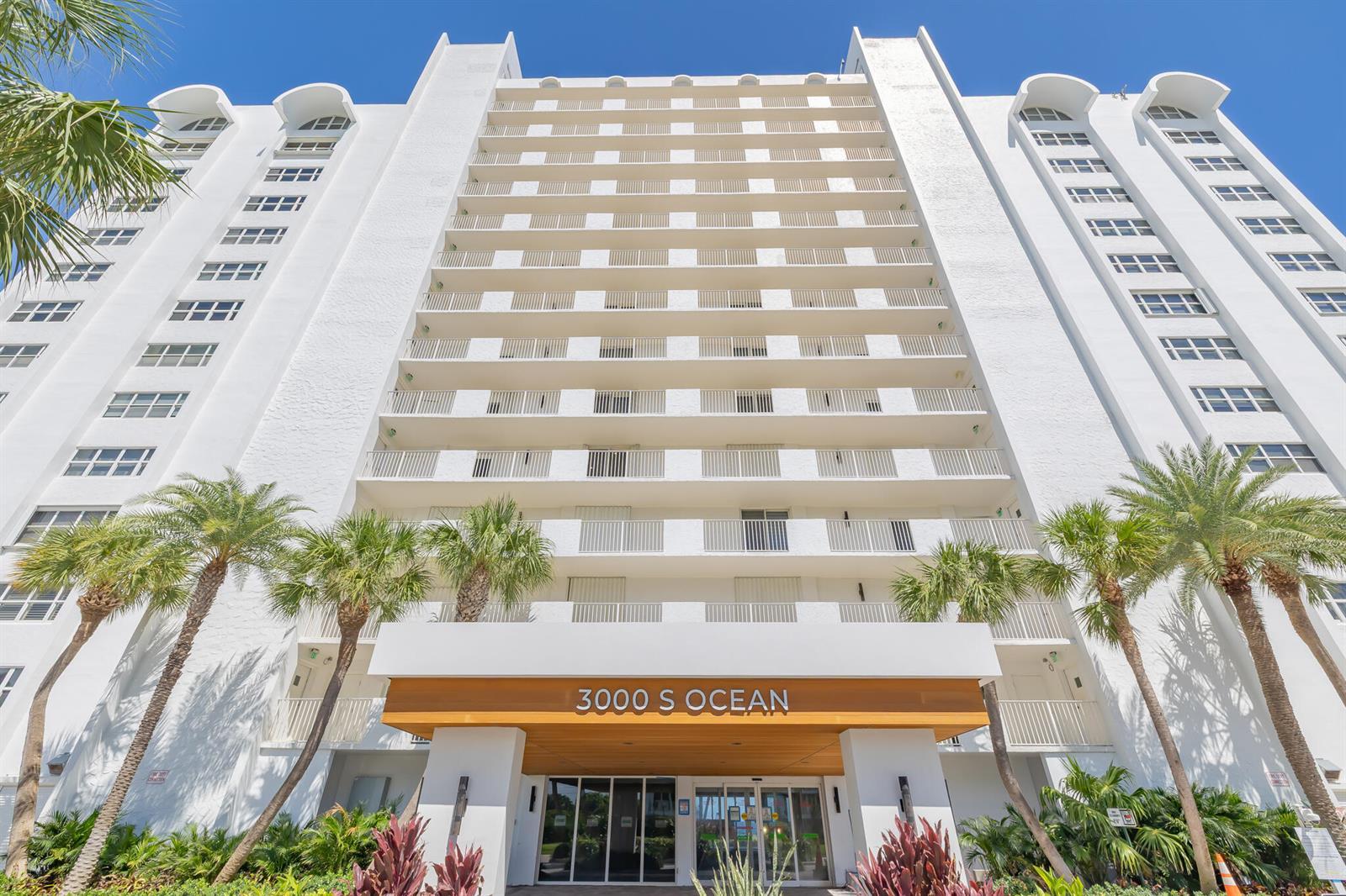 3000 S Ocean Boulevard # 204, Boca Raton FL 33432