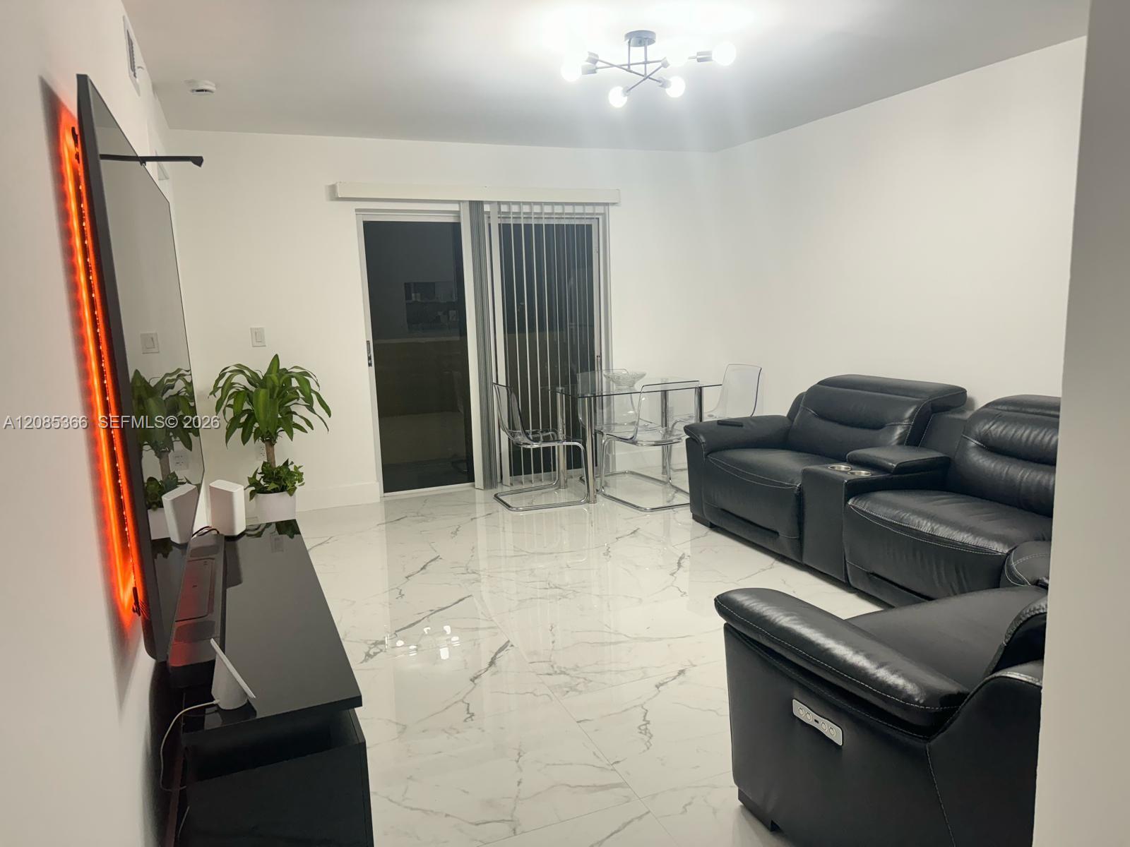 14951 SW 82nd Ln # 305, Miami FL 33193