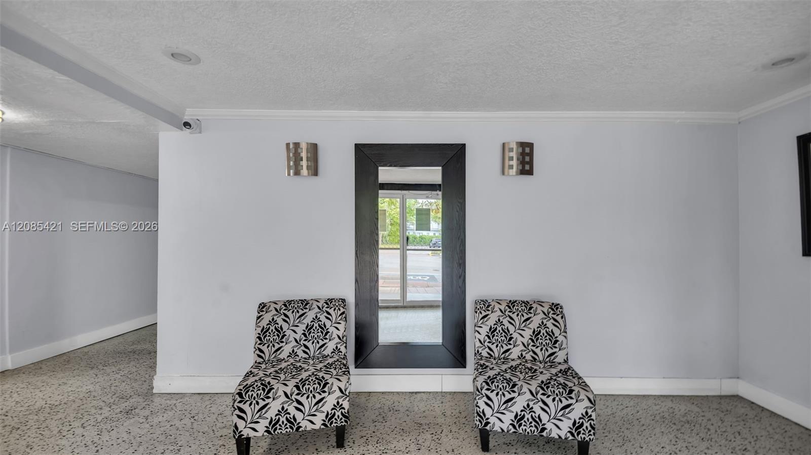 8001 Crespi Blvd # 4B, Miami Beach FL 33141