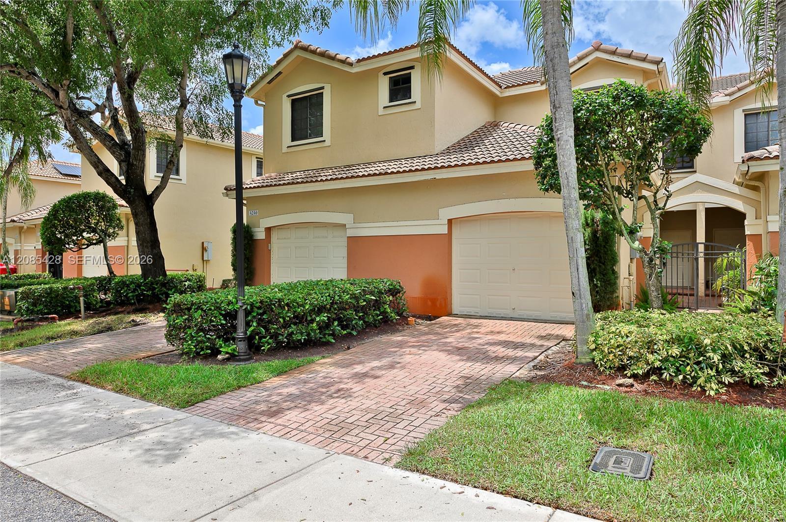 4238 Vineyard Cir # 4238, Weston FL 33332