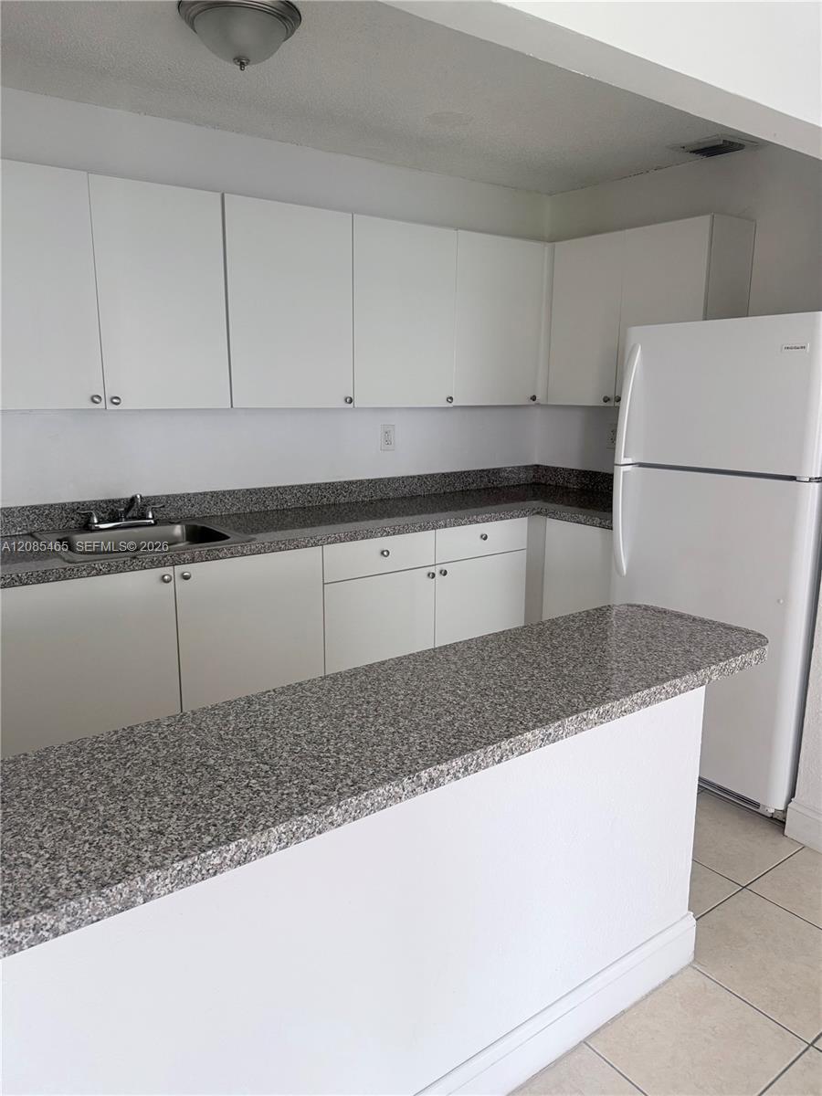 615 NW 177th St # 207, Miami Gardens FL 33169
