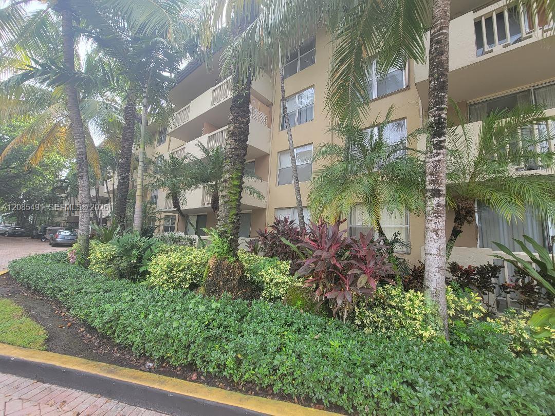 1800 Sans Souci Blvd # 115, North Miami FL 33181