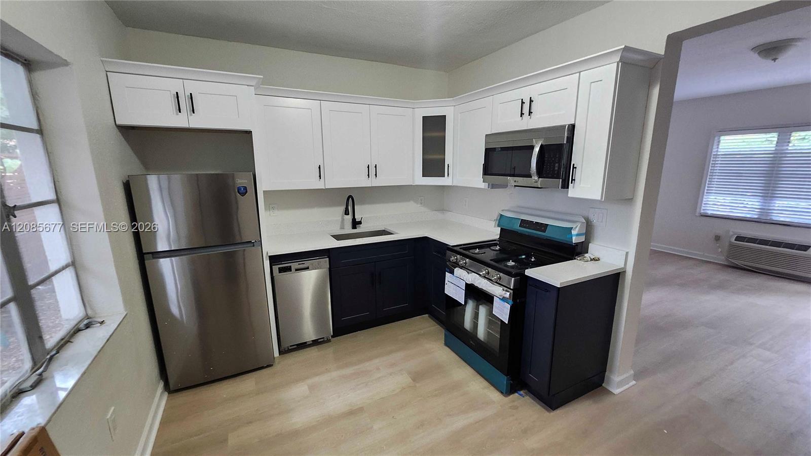 847 81st St # 2, Miami Beach FL 33141