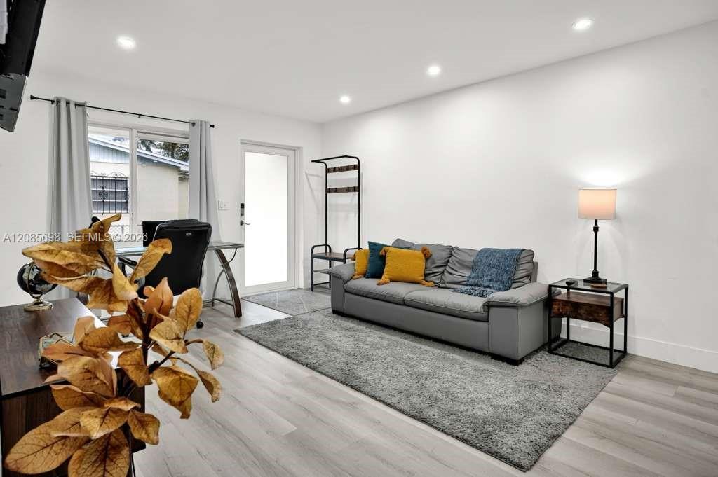 300 NW 82nd Ter # 1, Miami FL 33150