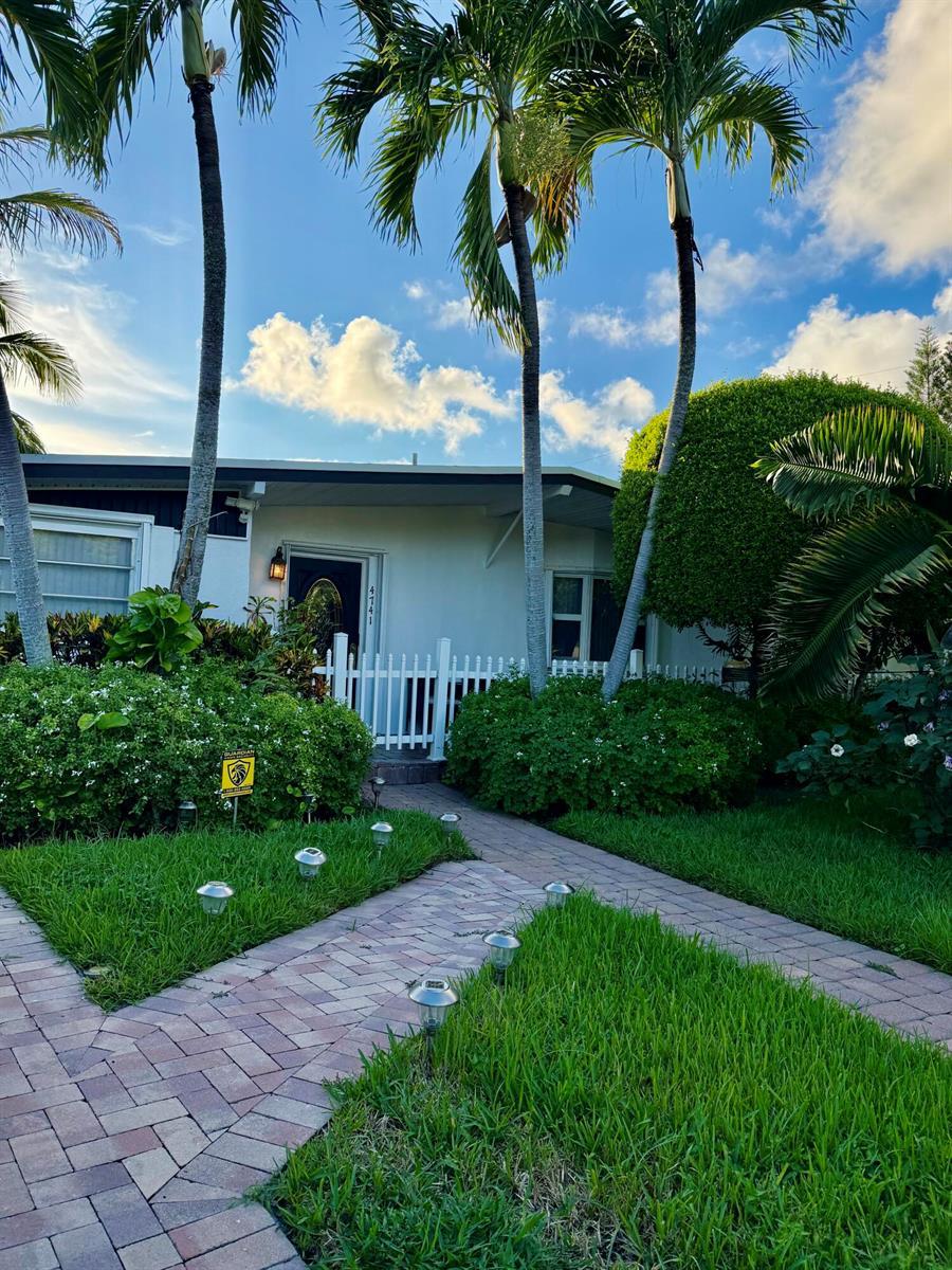 4741 NE 15TH Avenue, Pompano Beach FL 33064