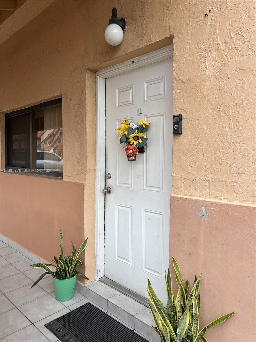 7861 W 29th Way # 101, Hialeah FL 33018