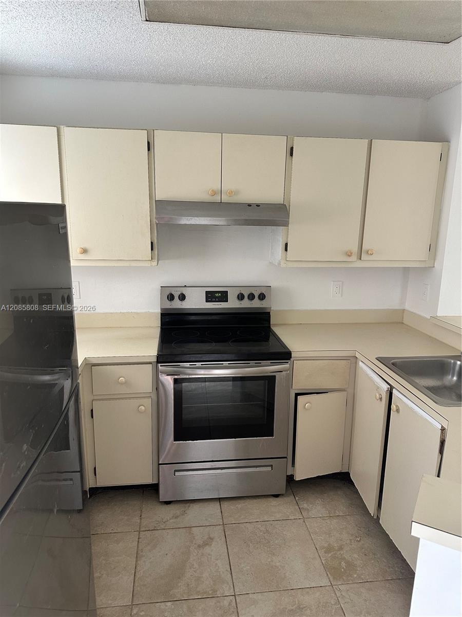 8730 N Sherman Cir # 308, Miramar FL 33025