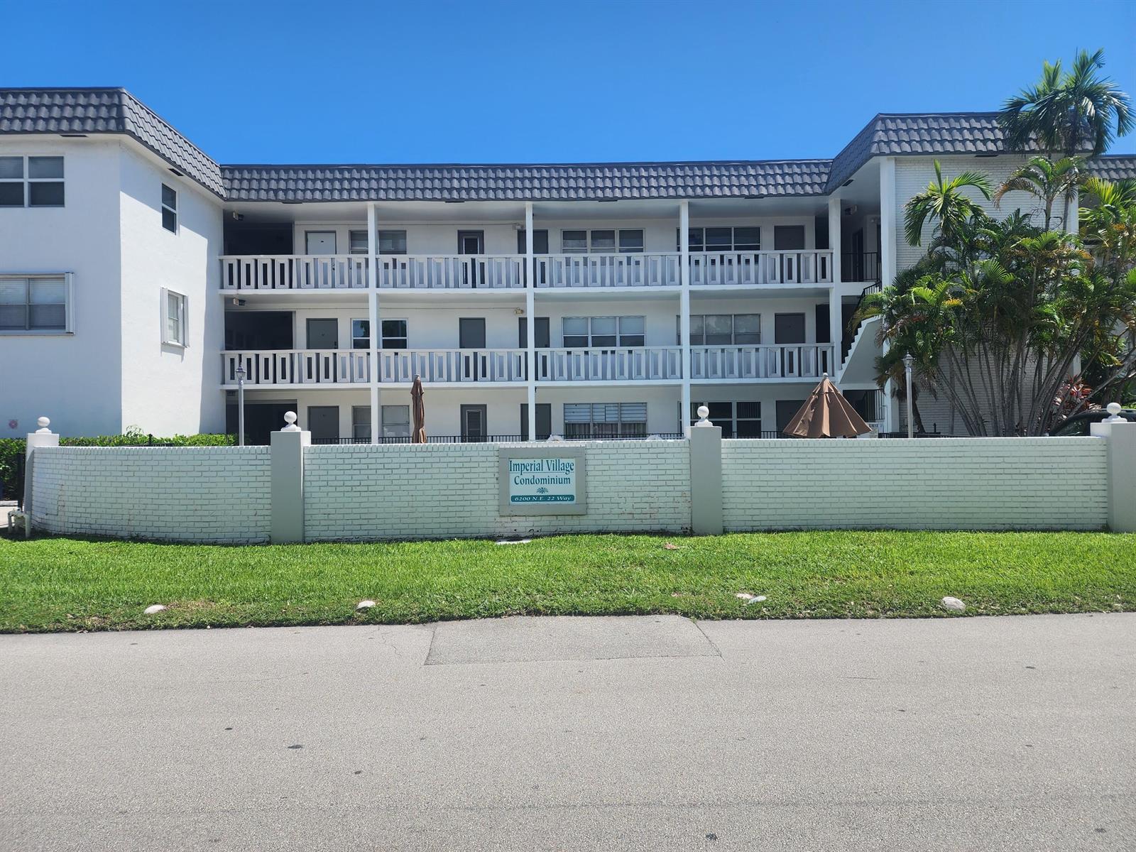 6200 NE 22ND Way # 106, Fort Lauderdale FL 33308