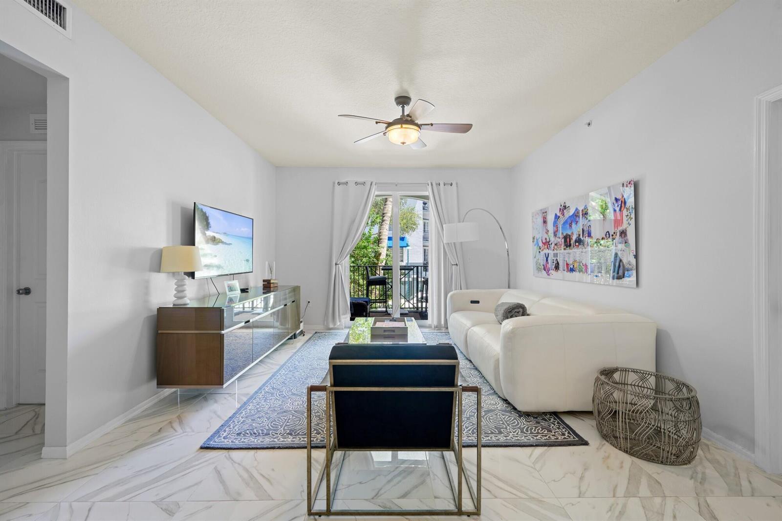 250 NE 3RD Avenue # 1208, Delray Beach FL 33444