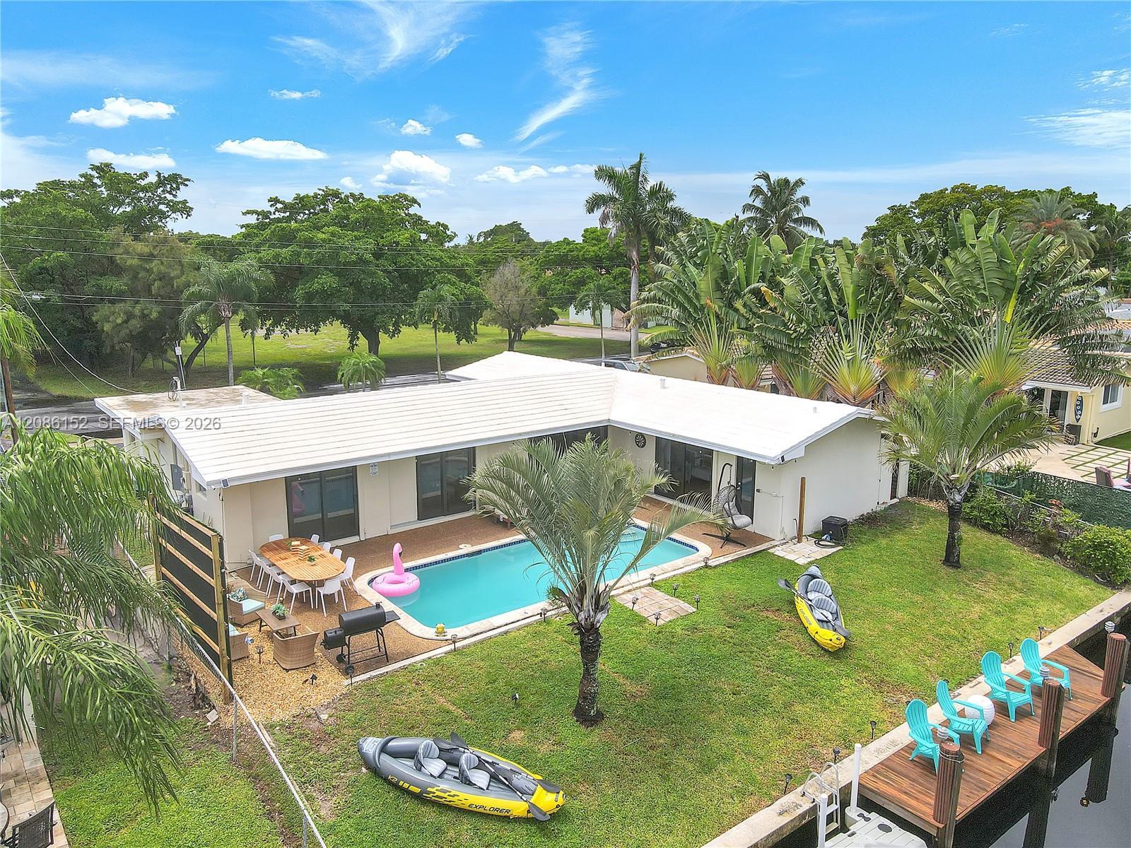 151 SE 9th Ct, Pompano Beach FL 33060