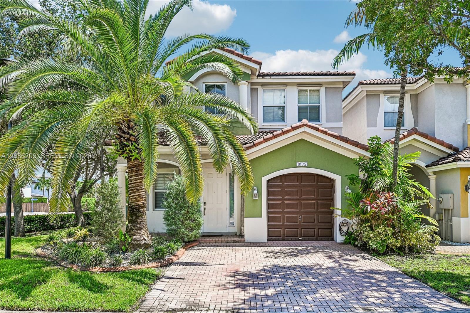 8175 NW 114th Pl, Doral FL 33178