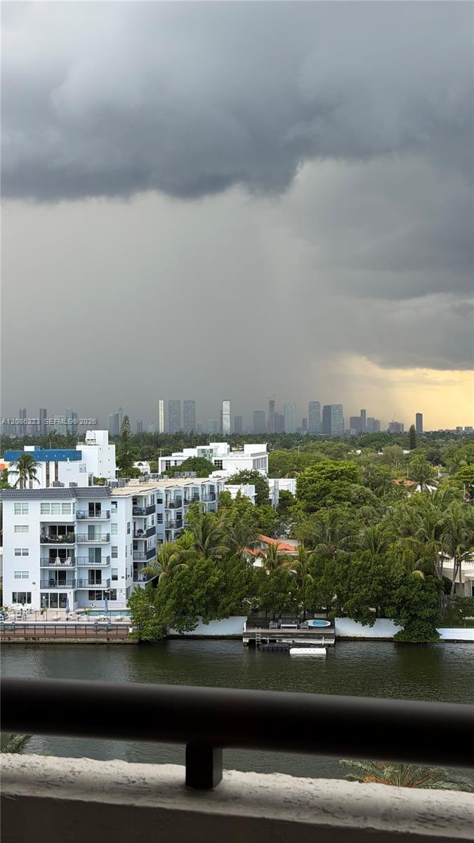 2555 Collins Ave # 910, Miami Beach FL 33140