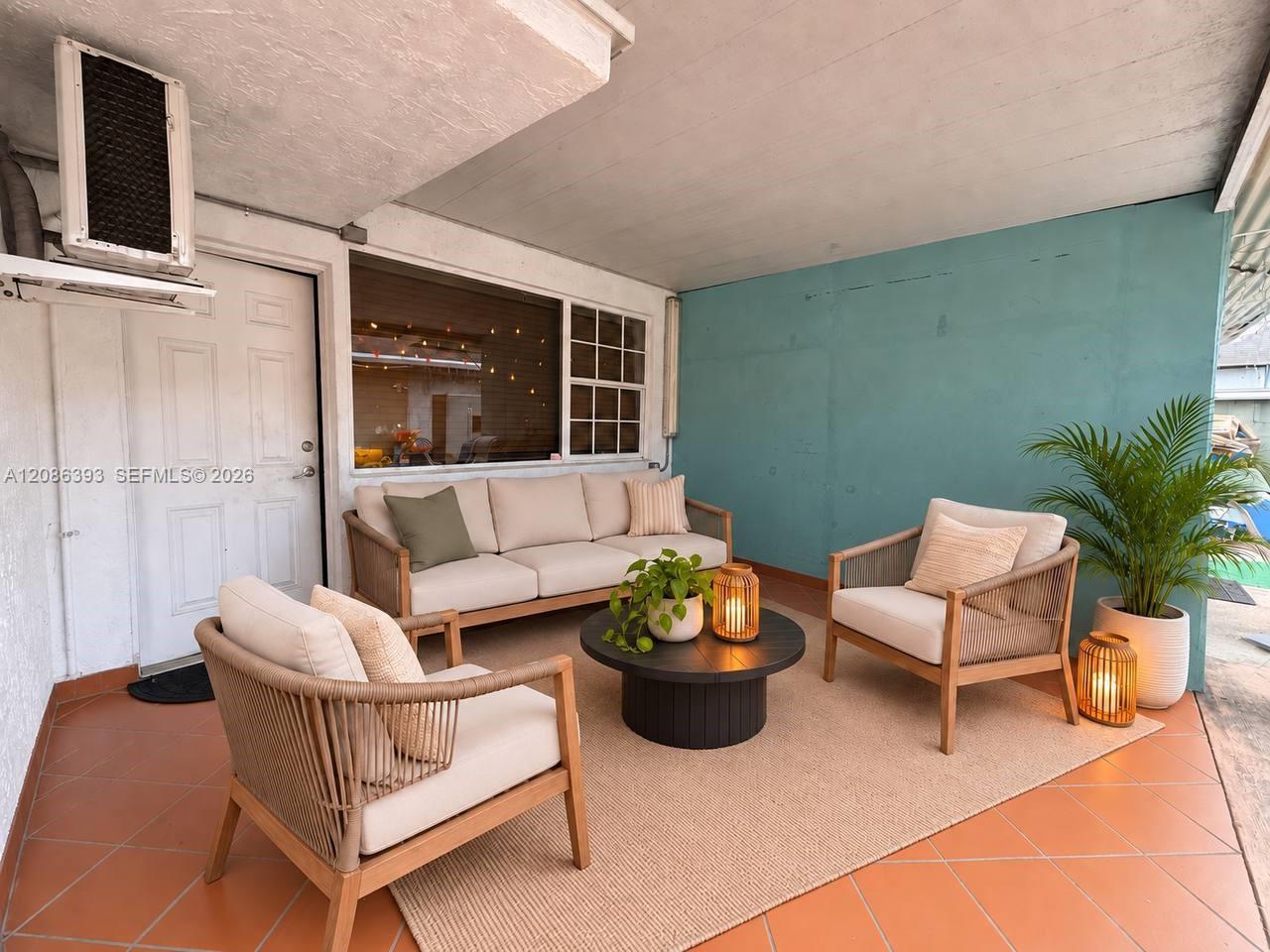 62 W 44th St # 1, Hialeah FL 33012