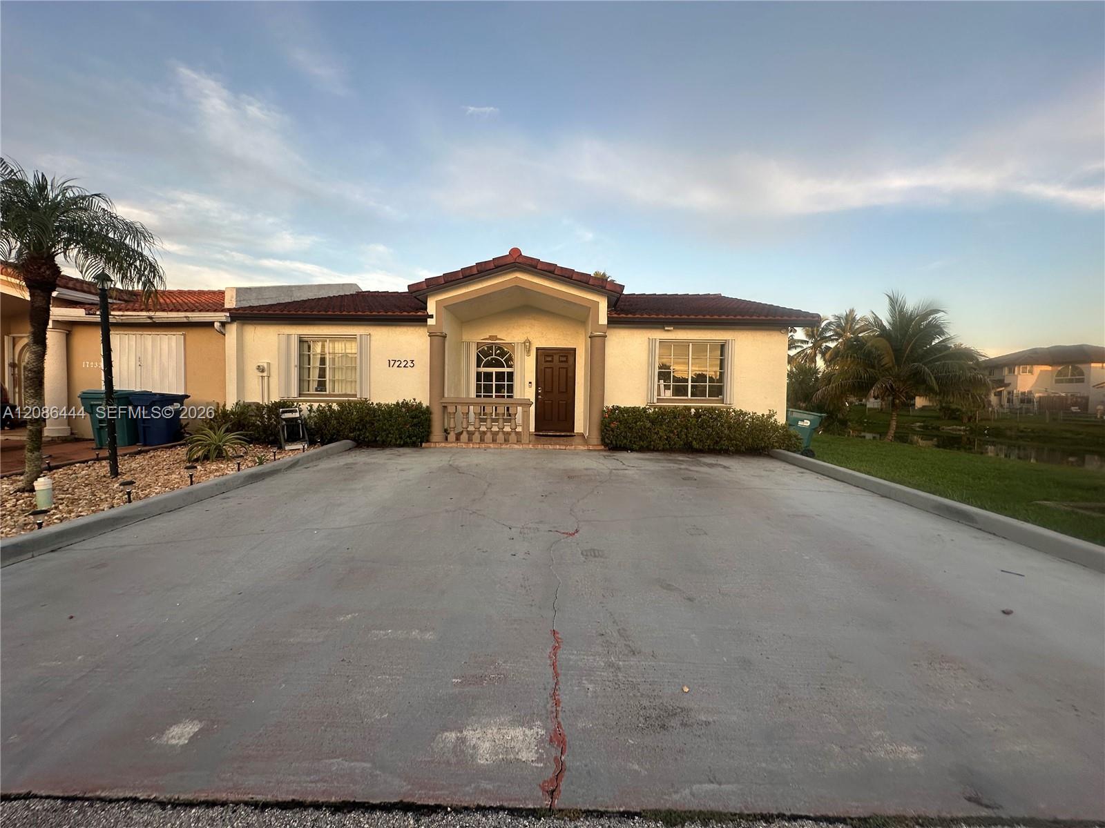 17223 NW 74th Ct, Hialeah FL 33015