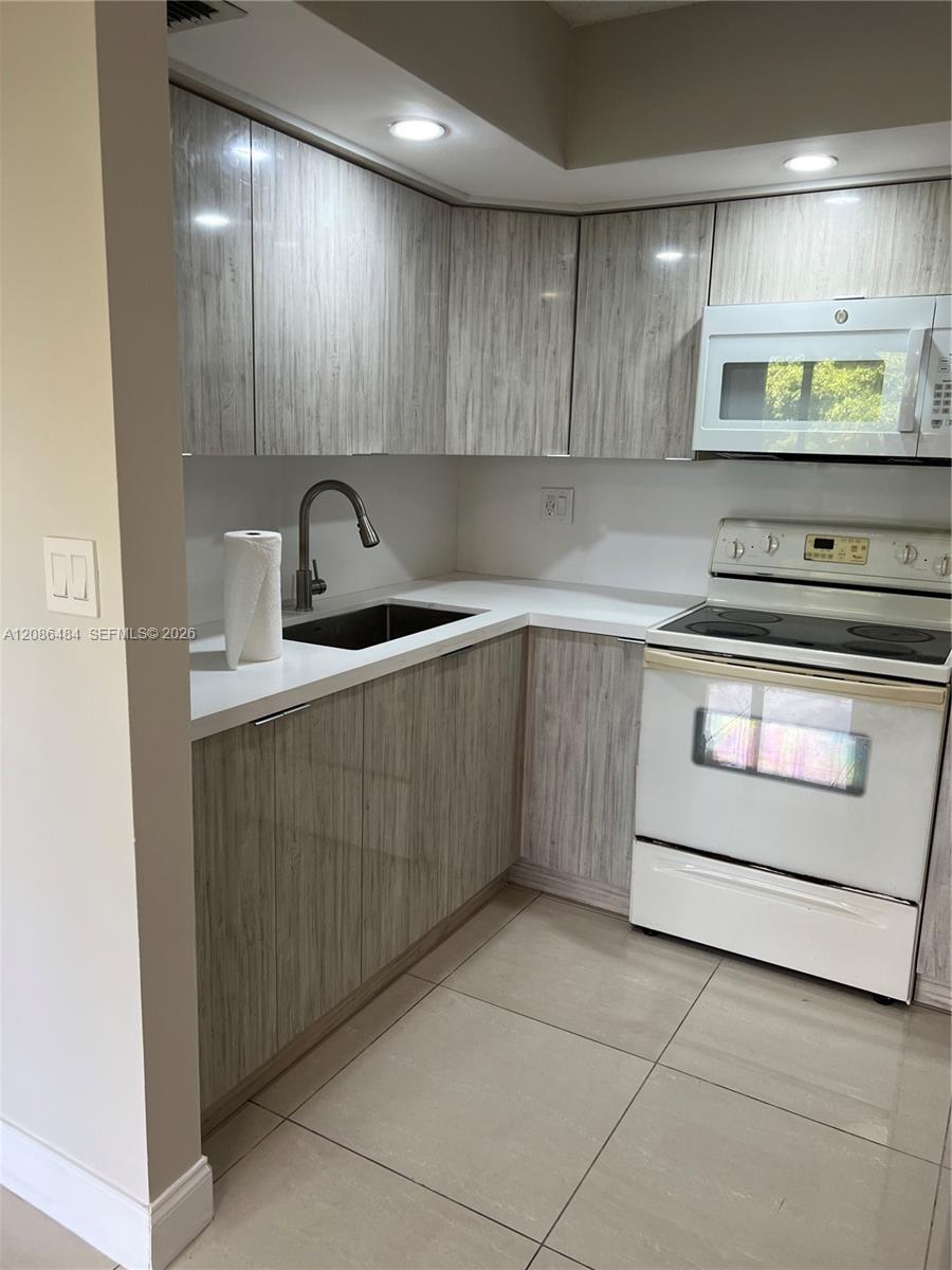 8830 SW 123rd Ct # I404, Miami FL 33186