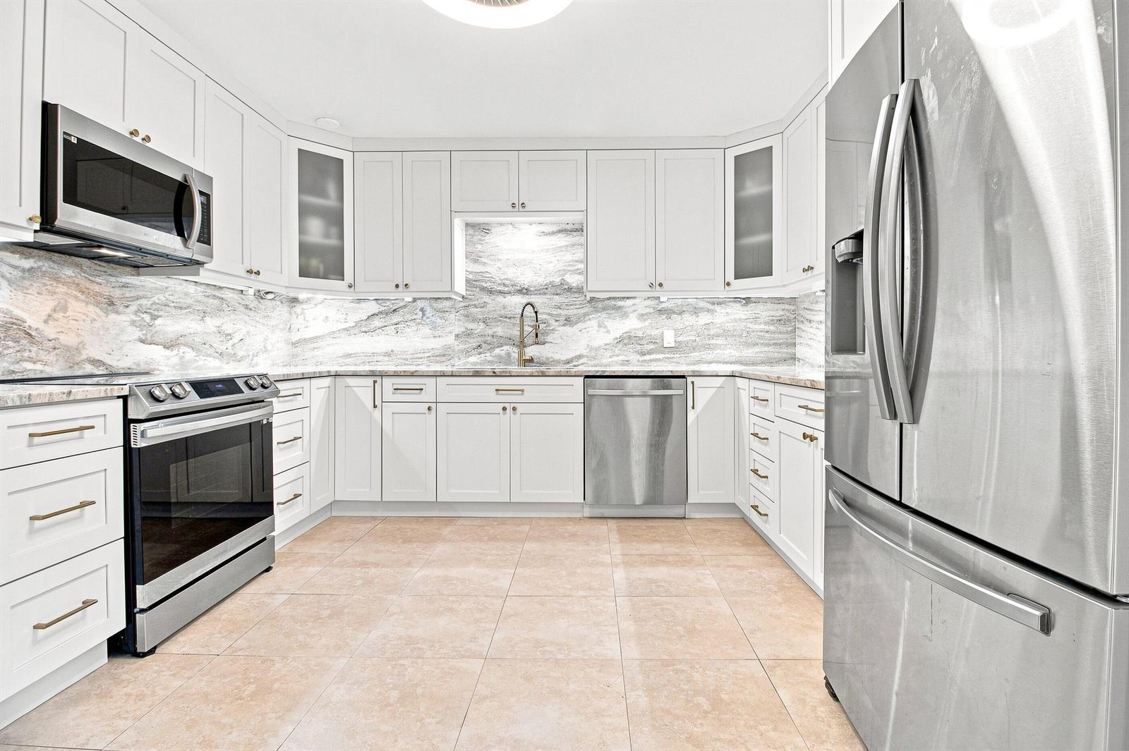 2812 N 46TH Avenue # G574, Hollywood FL 33021