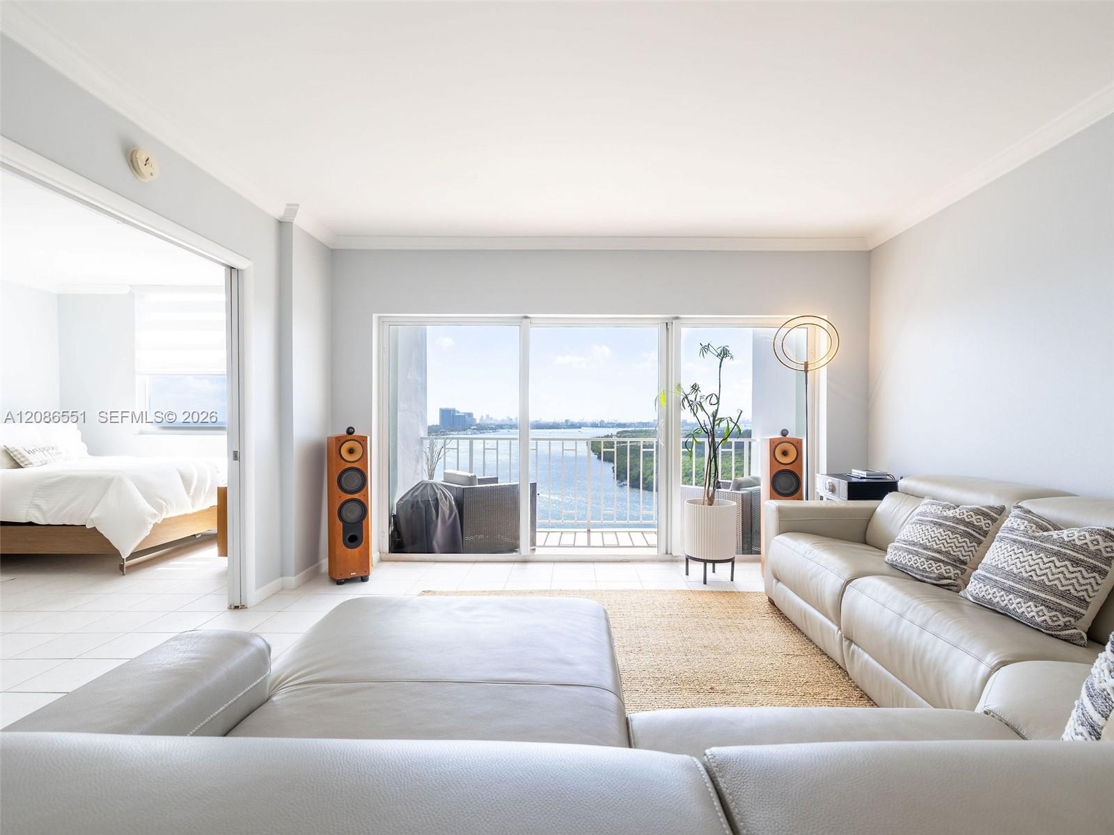 500 Bayview Dr # 1520, Sunny Isles Beach FL 33160