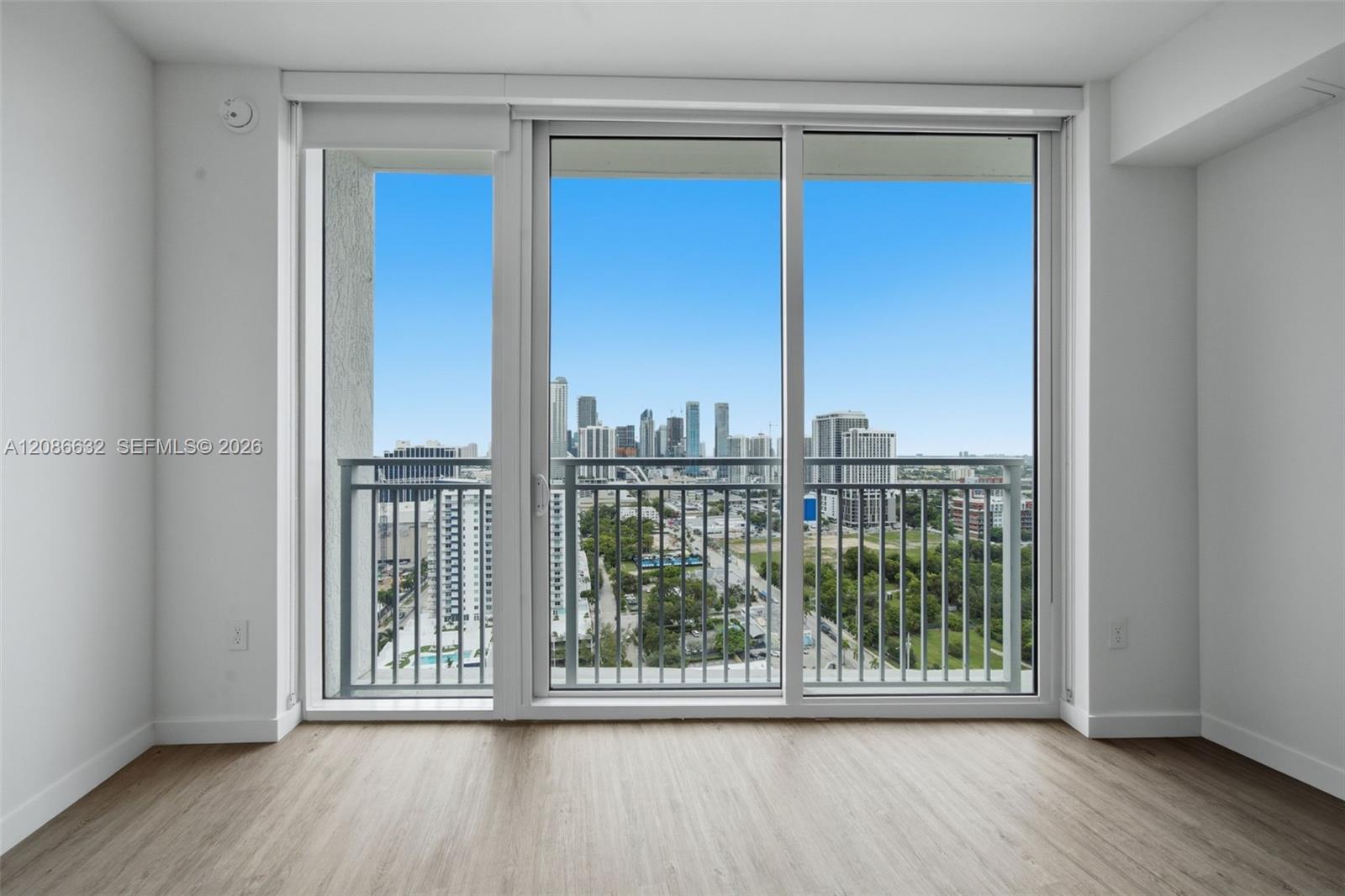 2000 Biscayne Blvd # 2414, Miami FL 33137