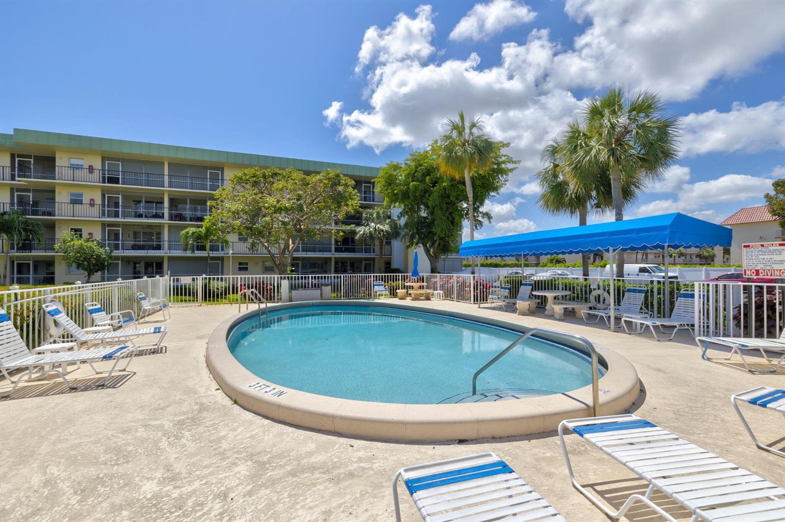 806 SE 7TH Street # 201, Deerfield Beach FL 33441