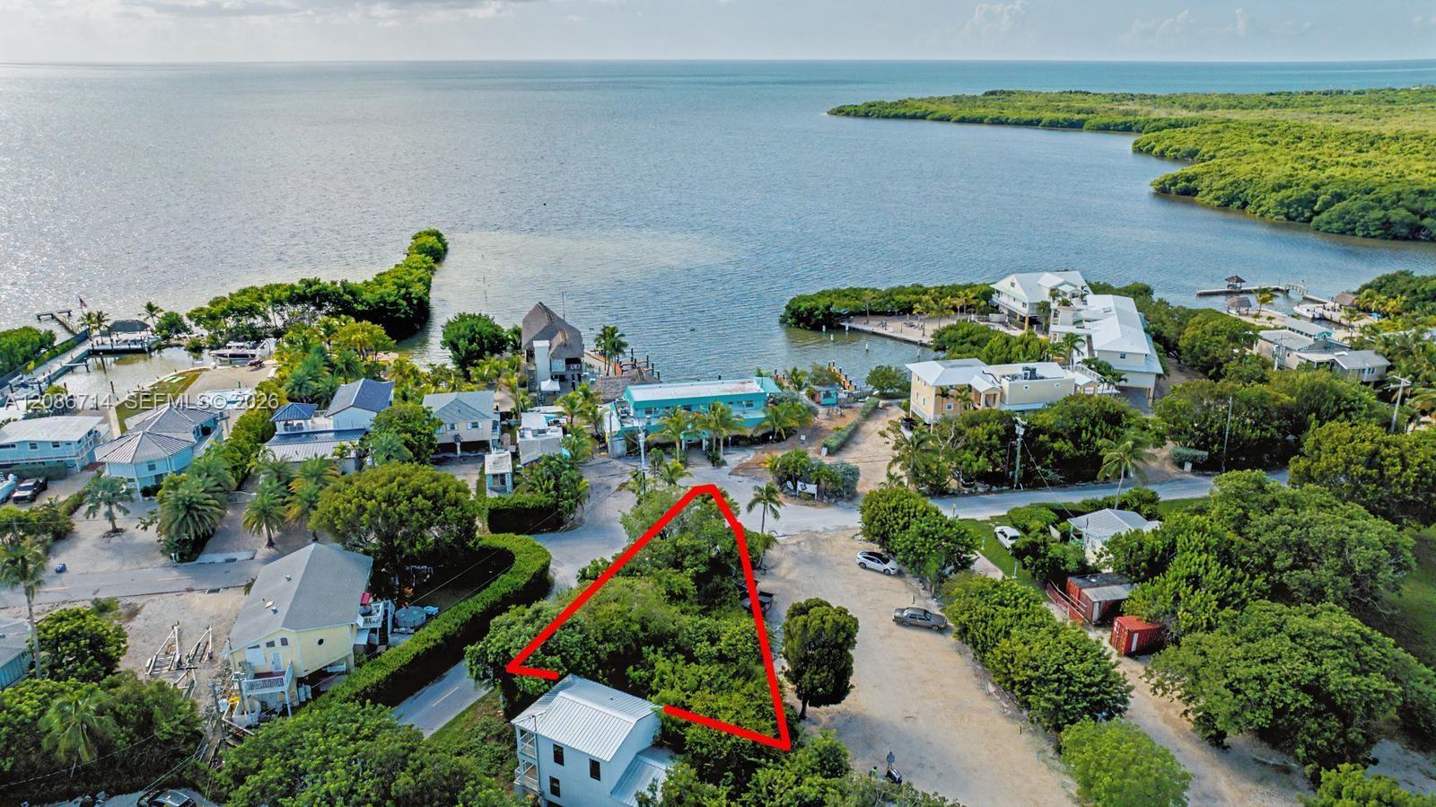 15 Ocean View Blvd, Key Largo FL 33037