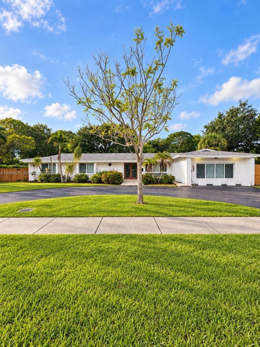 695 SW 65th Ave, Margate FL 33068