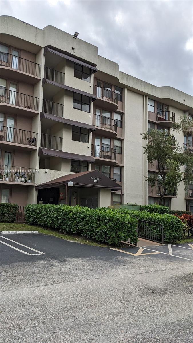 2701 Riverside Dr # B, Coral Springs FL 33065