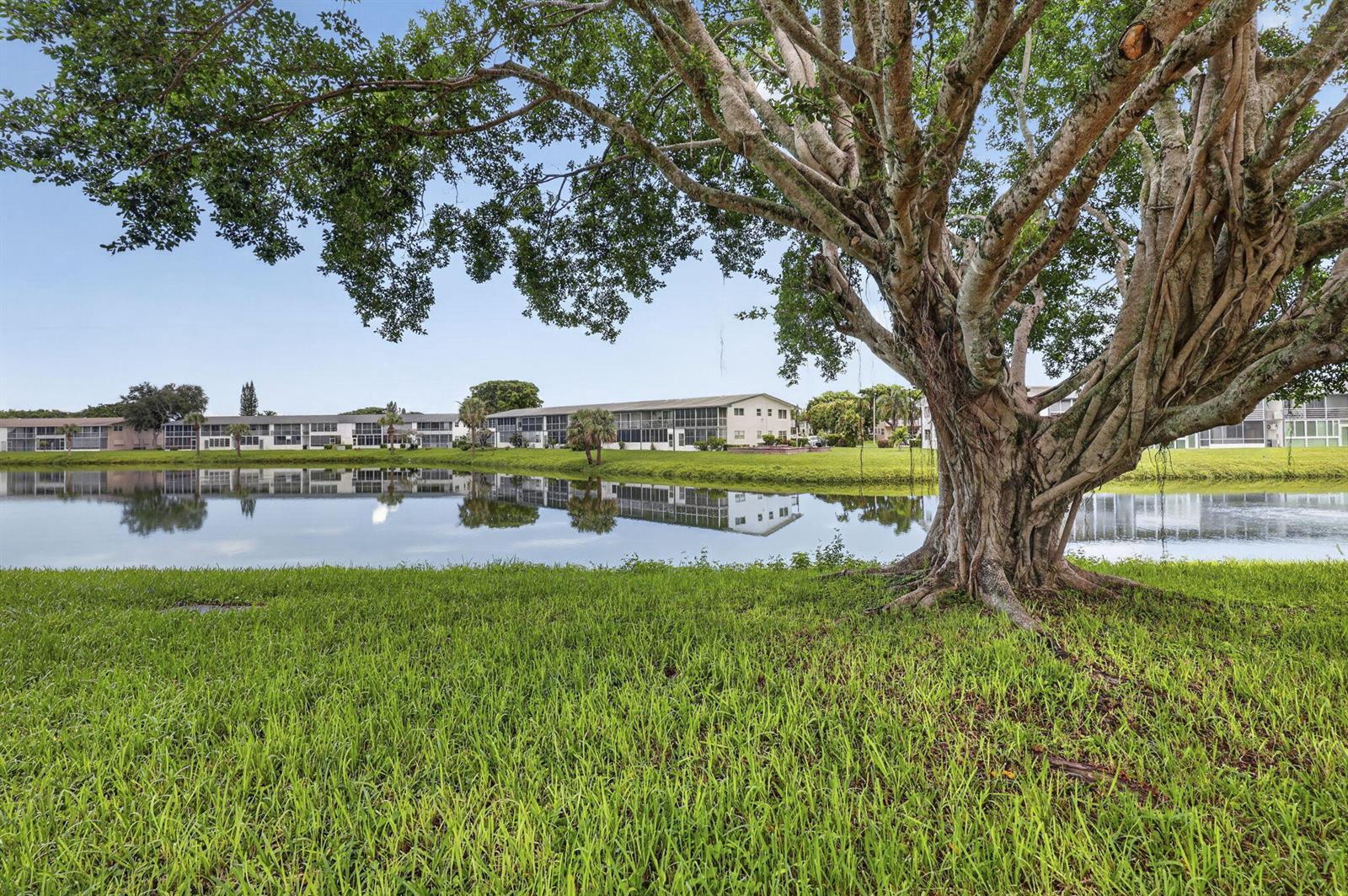 79 CHATHAM D, West Palm Beach FL 33417