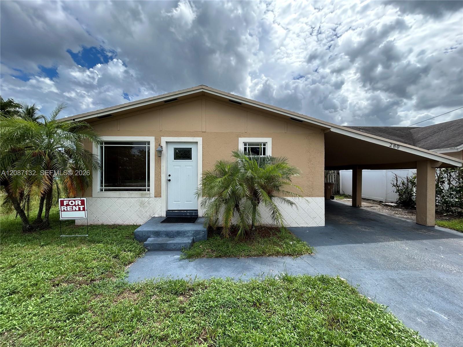280 SW 8th St, Deerfield Beach FL 33441