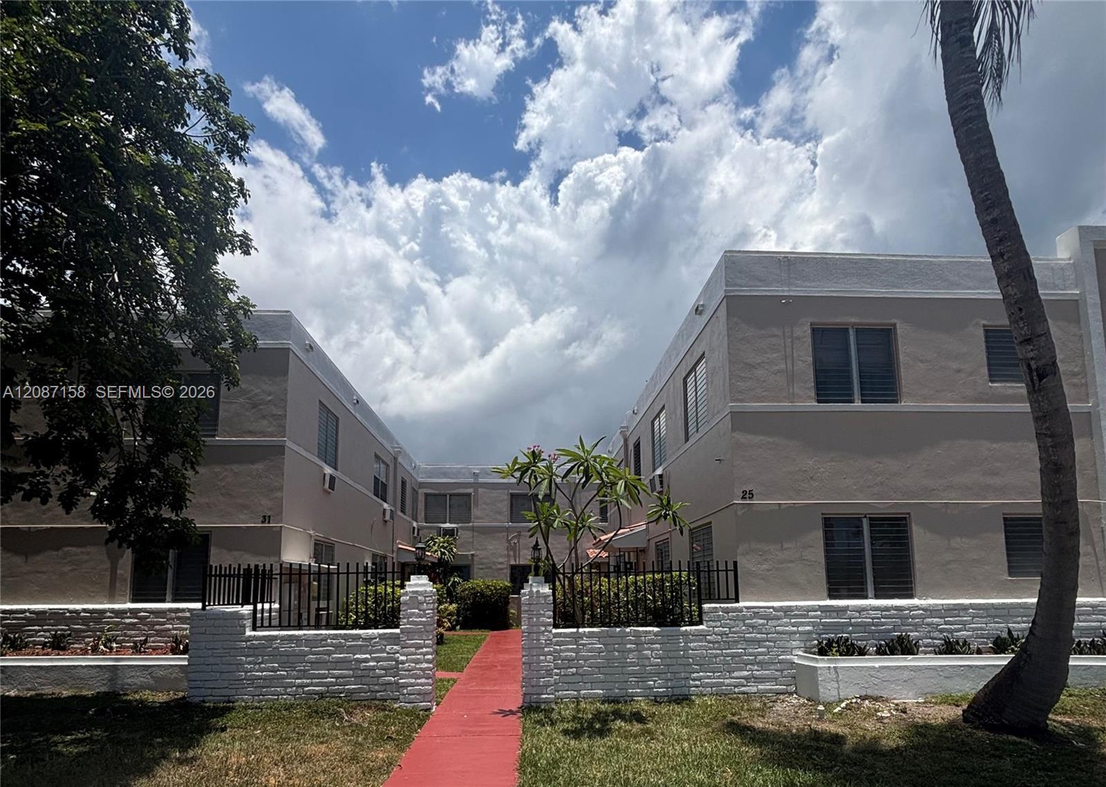25 Navarre Ave # 3, Coral Gables FL 33134