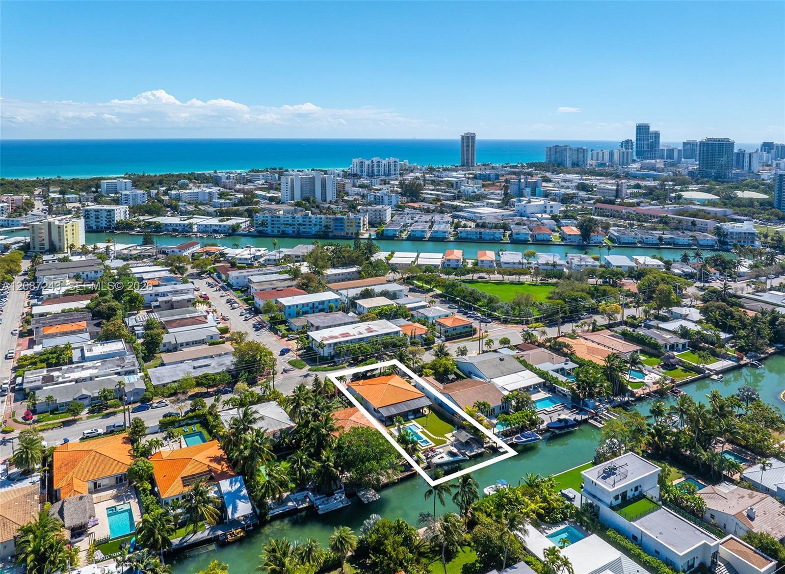 7940 Hawthorne Ave, Miami Beach FL 33141
