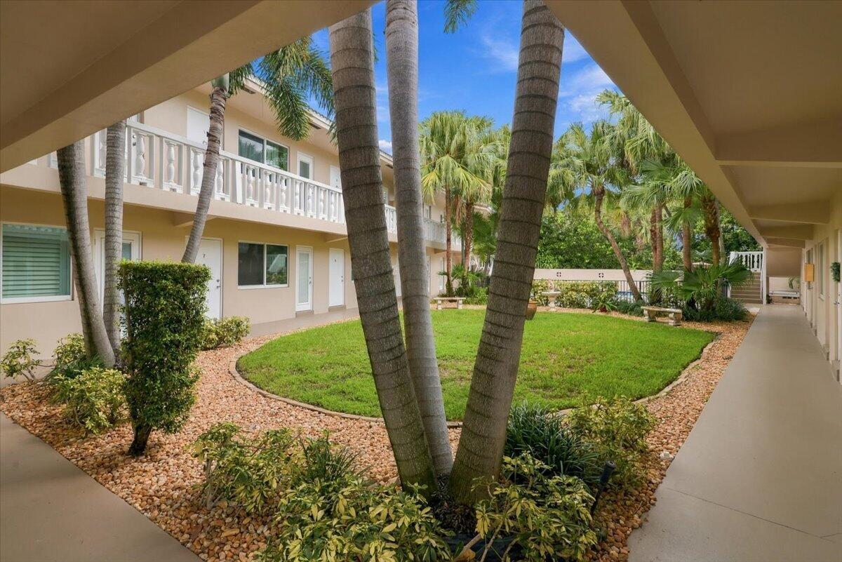 2110 NE 39TH Street # 8B, Fort Lauderdale FL 33308