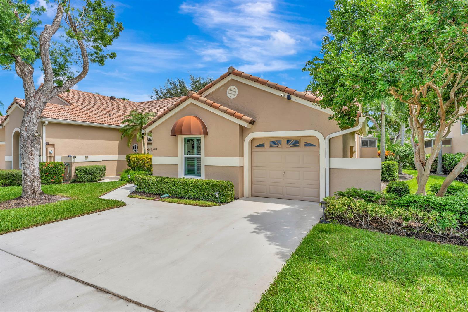 204 Sabal Palm Lane, Palm Beach Gardens FL 33418