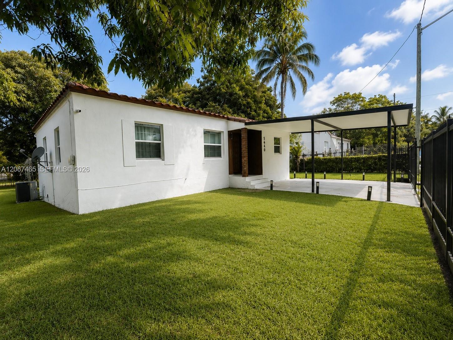 5640 NE MIAMI T # 1, Miami FL 33137