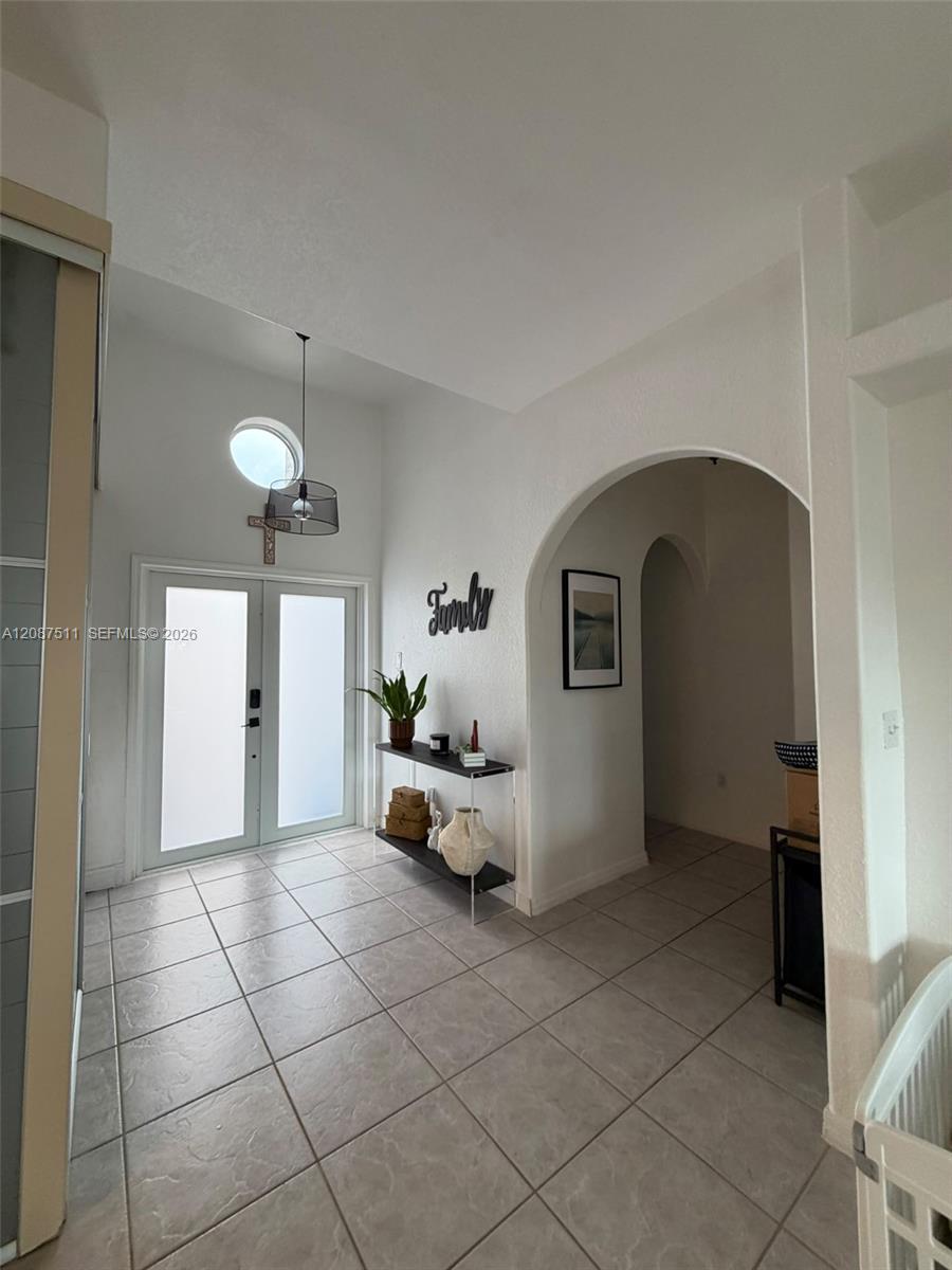 16104 SW 55th Ter, Miami FL 33185