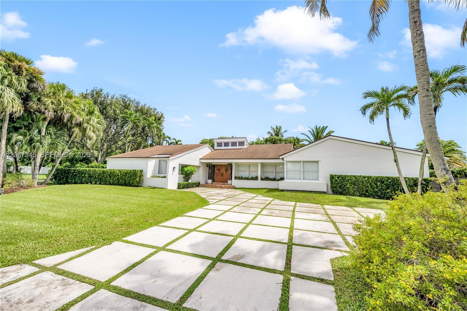 11521 SW 98th Ct, Miami FL 33176