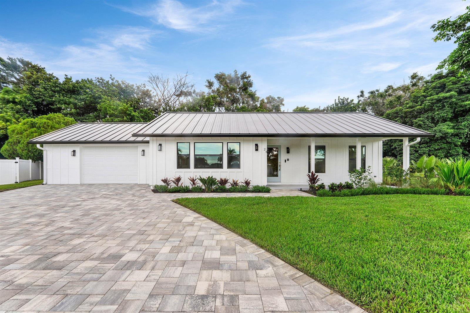 24 Russell Street, Tequesta FL 33469
