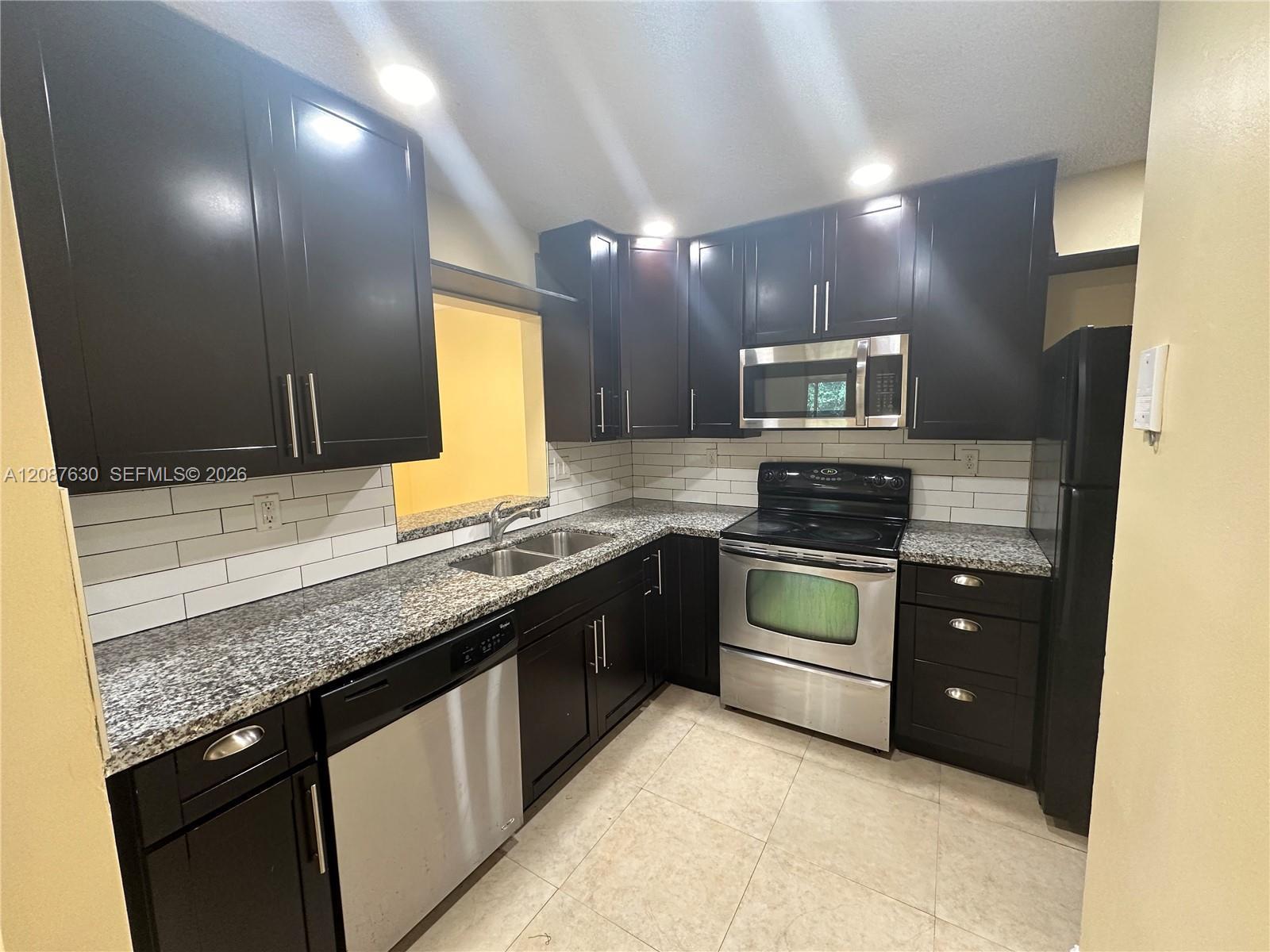 1718 NW 56th Ave # 1718, Lauderhill FL 33313