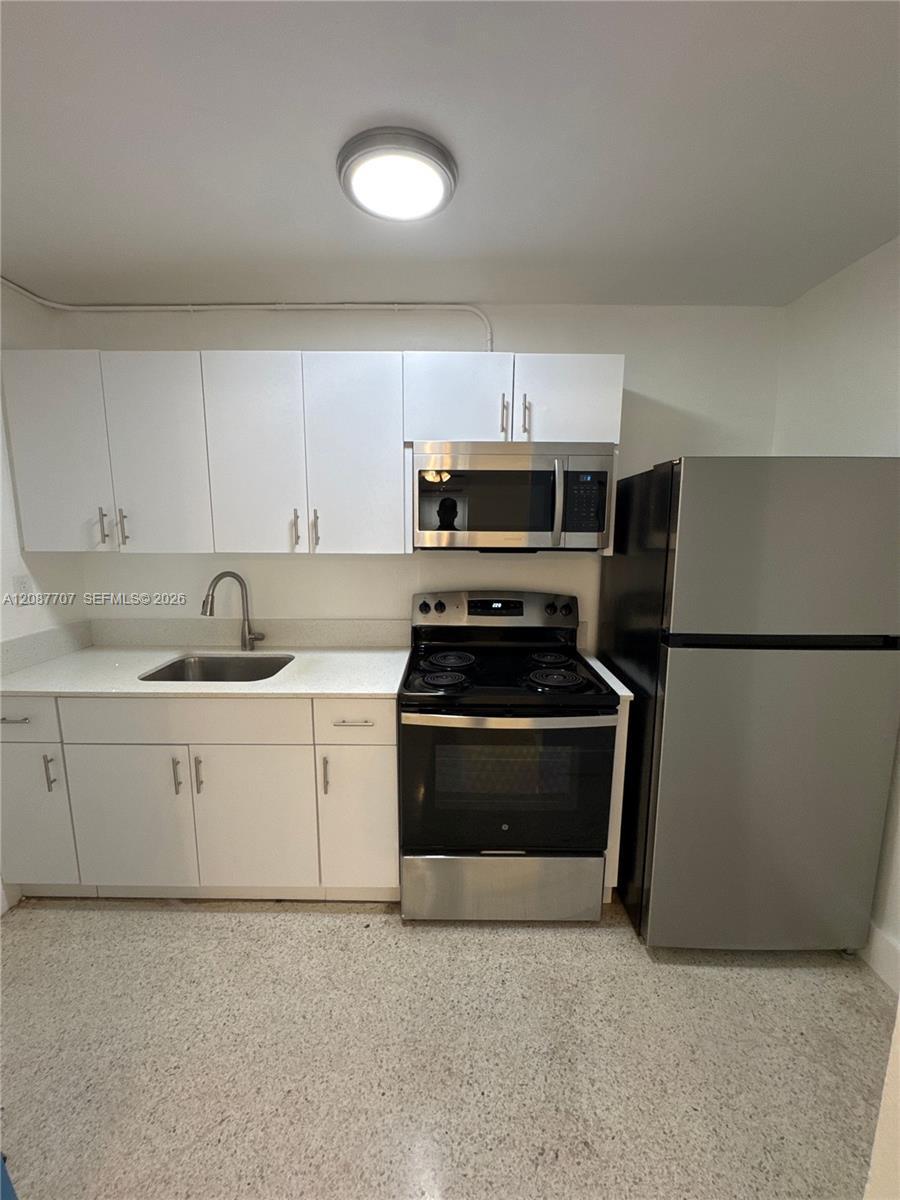 649 SW 7th St # 10, Miami FL 33130