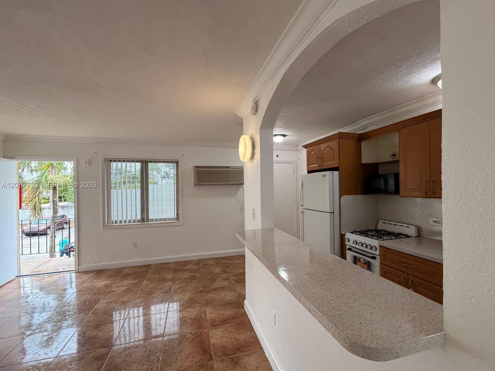 7000 23RD St # 42, Miami FL 33155