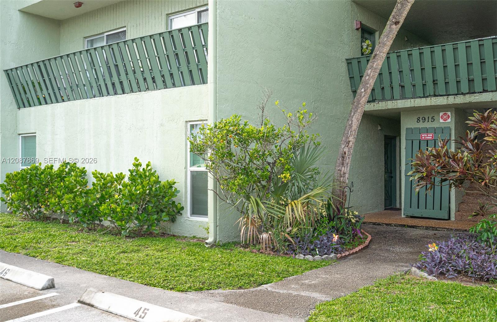 8913 NW 28th Dr # D, Coral Springs FL 33065