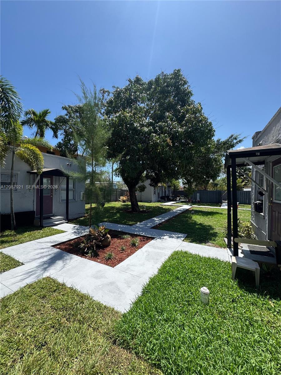 25 SW 10th St # 11, Dania Beach FL 33004