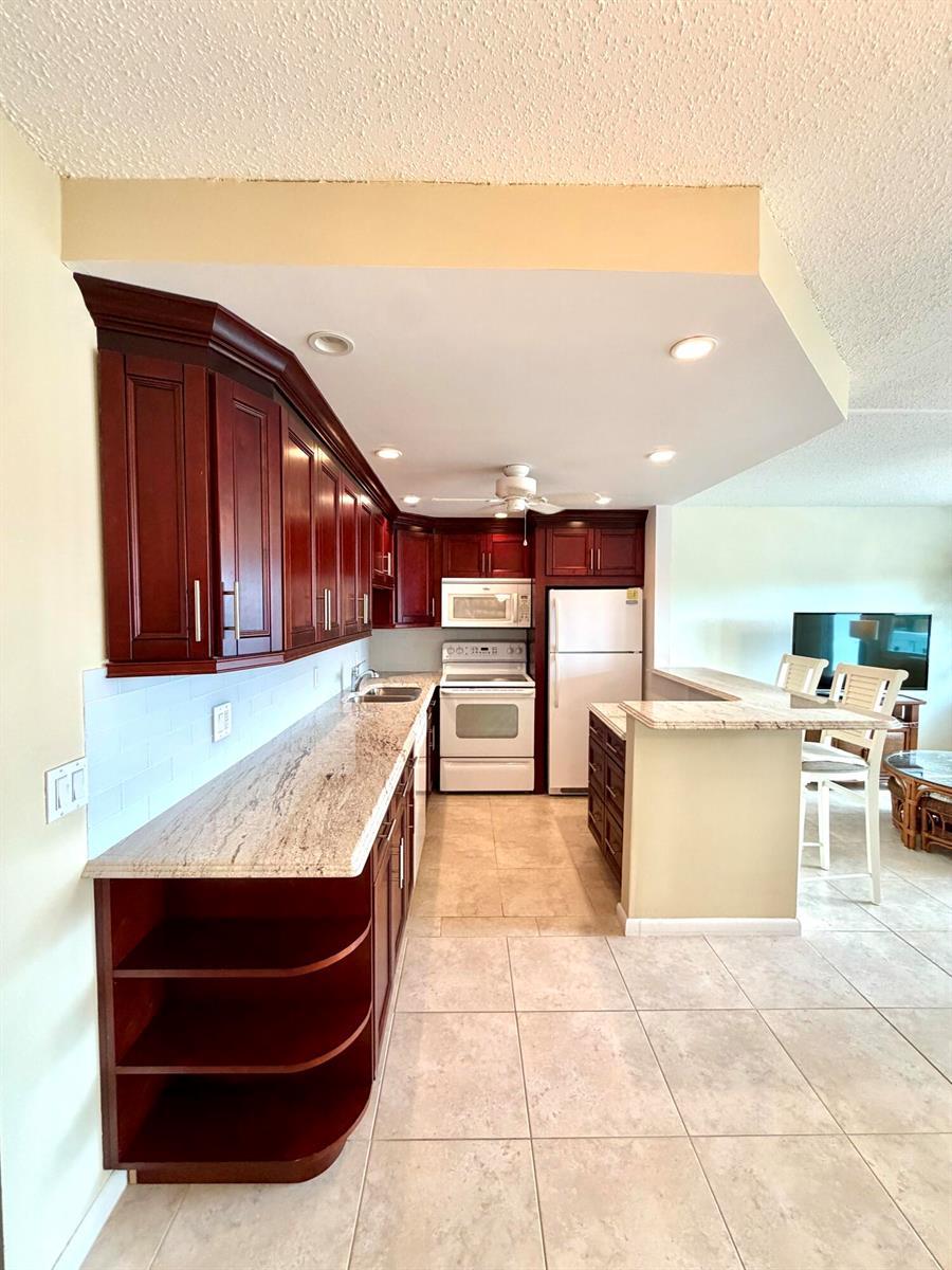 4104 Cambridge E # 4104, Deerfield Beach FL 33442