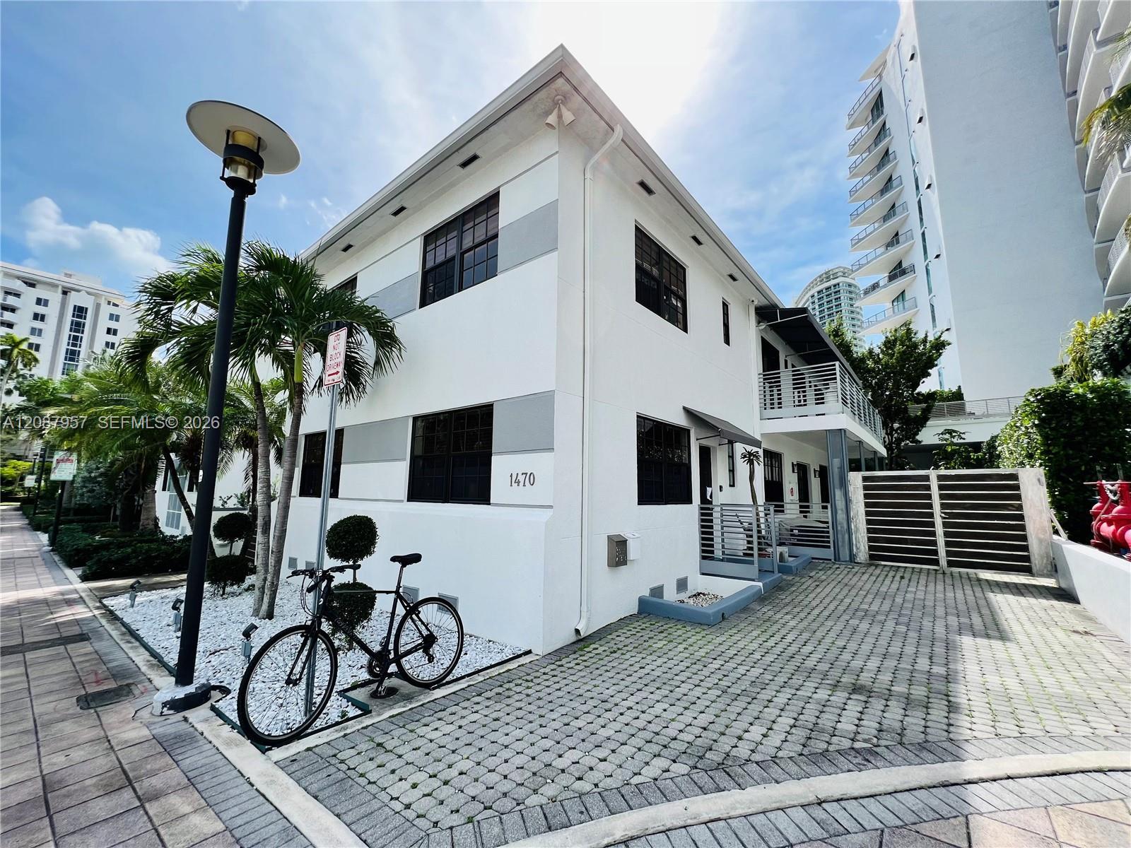 1470 Lincoln Ter # 2, Miami Beach FL 33139