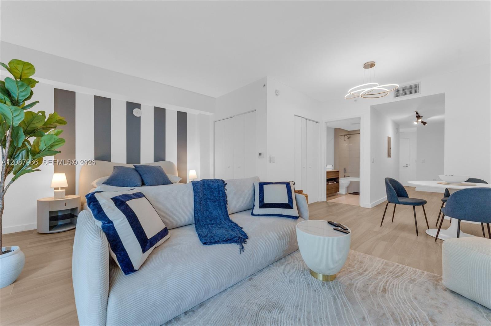 1100 S Miami Ave # 3605, Miami FL 33130
