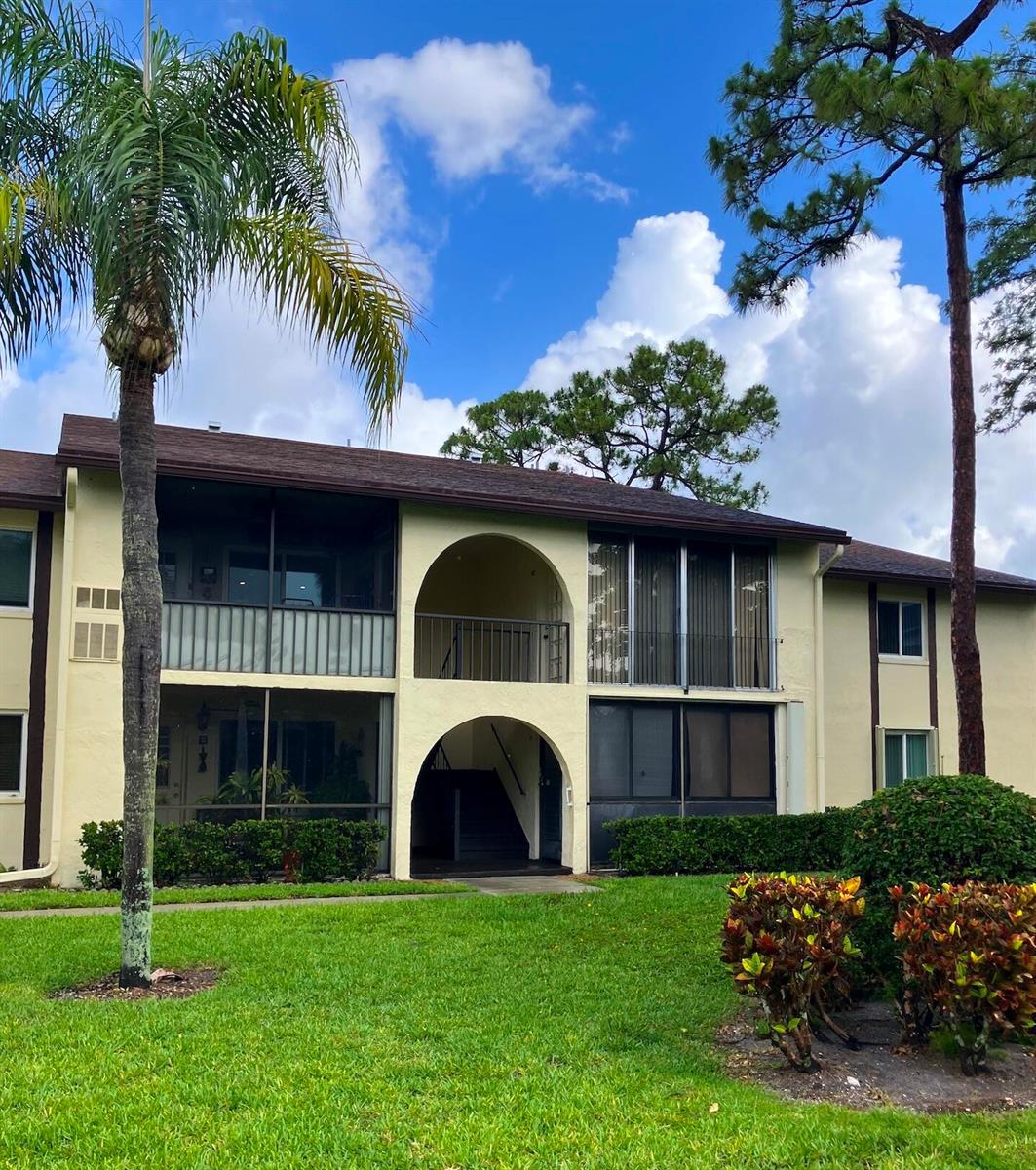 3530 LAZY PINE Way # 2, FL 33463
