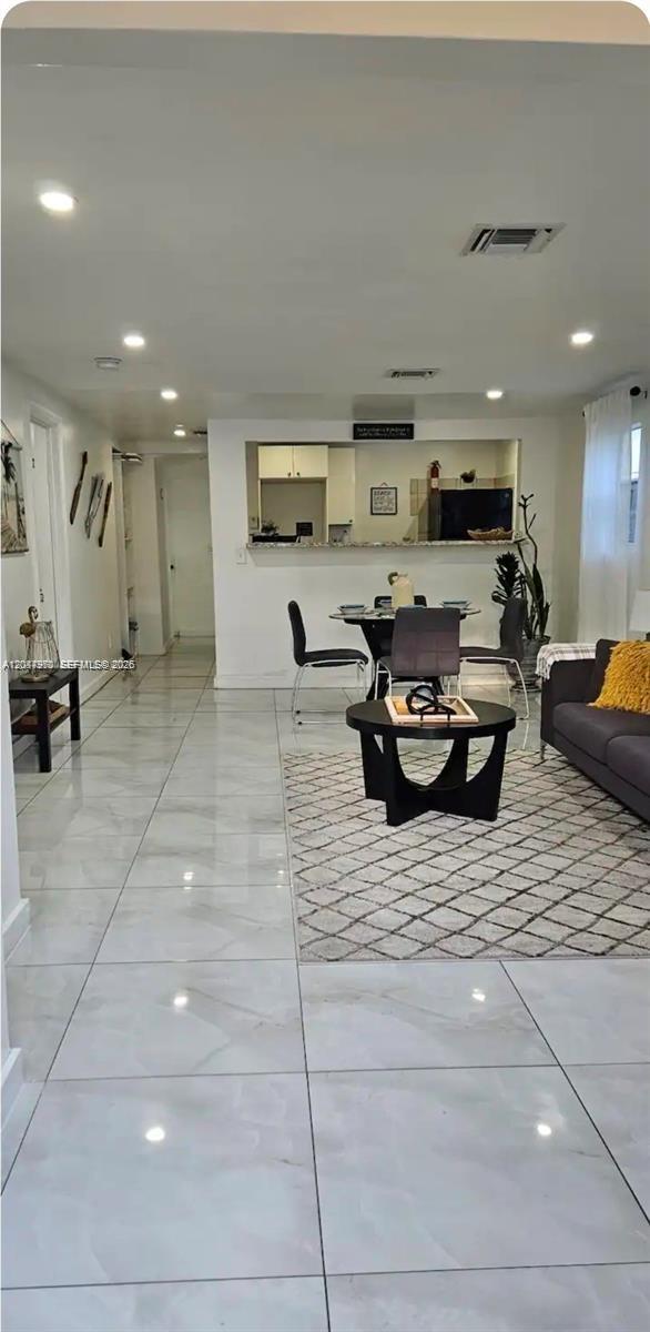 144 NW 7th Ave # 1, Dania Beach FL 33004